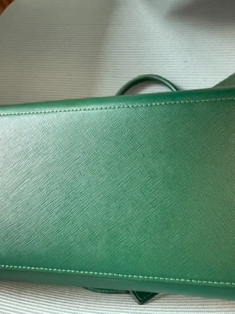 Kate Spade Satchel Staci Saffiano Leather -Crossbody Satchel- Green-EUC